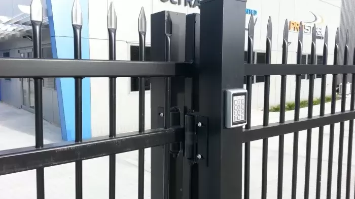 Concord (Spear Top) Sliding Gate