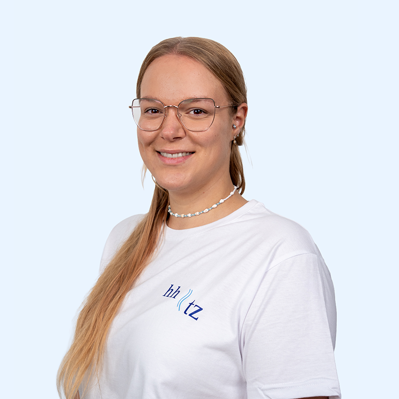 Portrait von Physiotherapeutin Maren