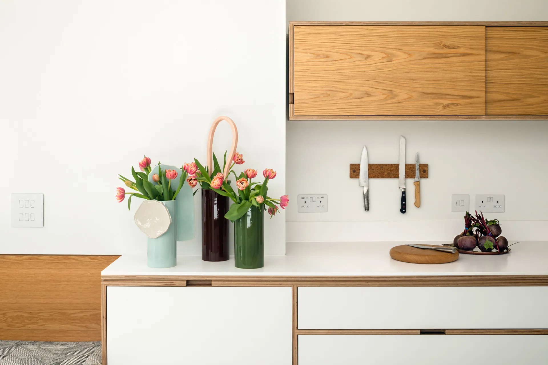 To avoid your kitchen feeling claustrophobic, leave around 600mm between the worktop and the underside of the wall units.