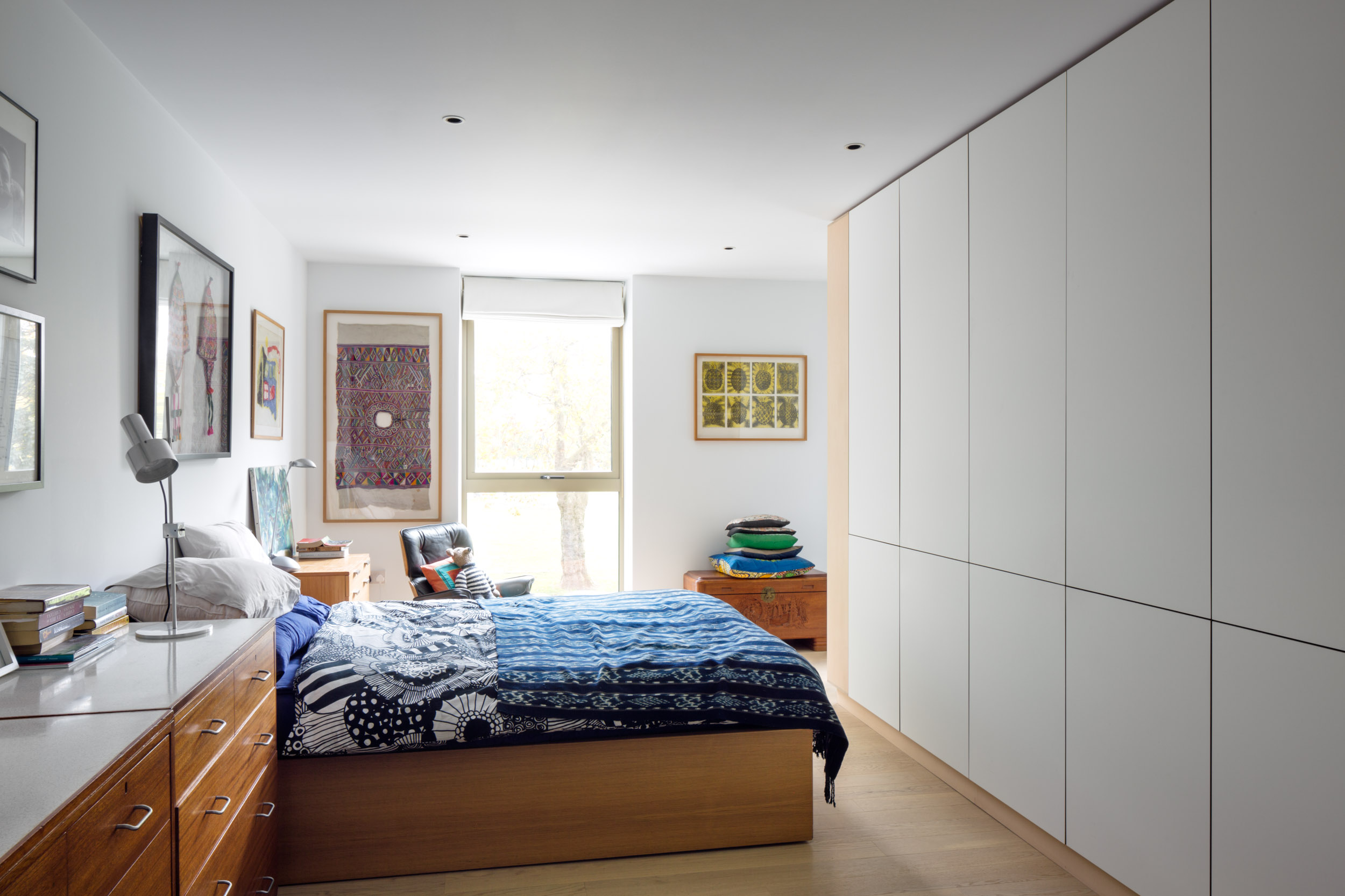 Plywood wardrobe with overlay doors