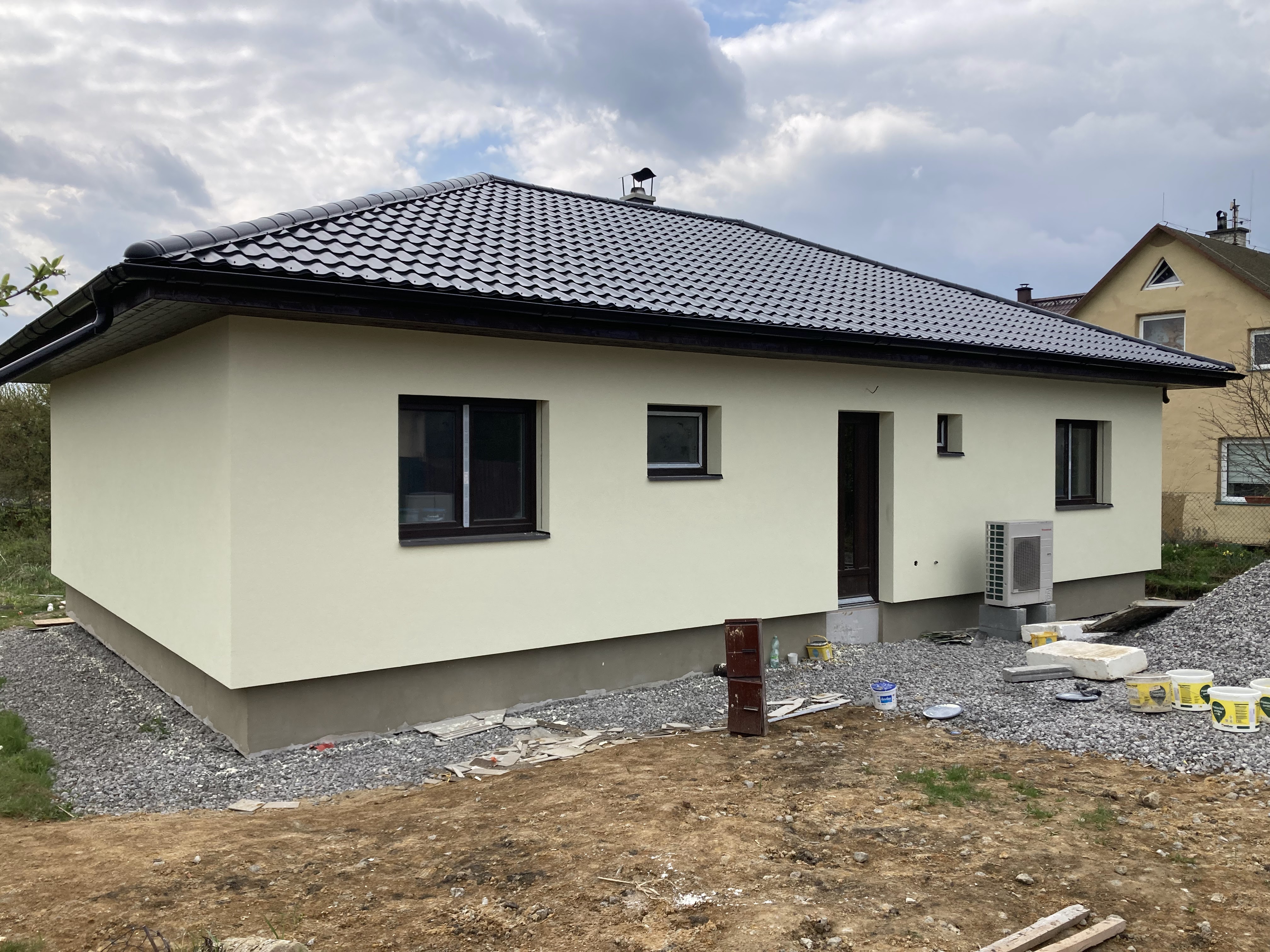 Zateplení domu v Havířově. 