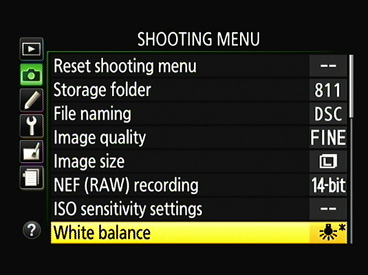 The asterisk next to the White Balance setting name indicates that you applied a fine‐tuning 