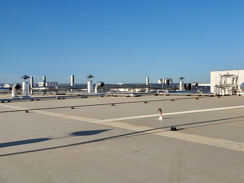 RTO ductwork on rooftop installed by Kono Kogs