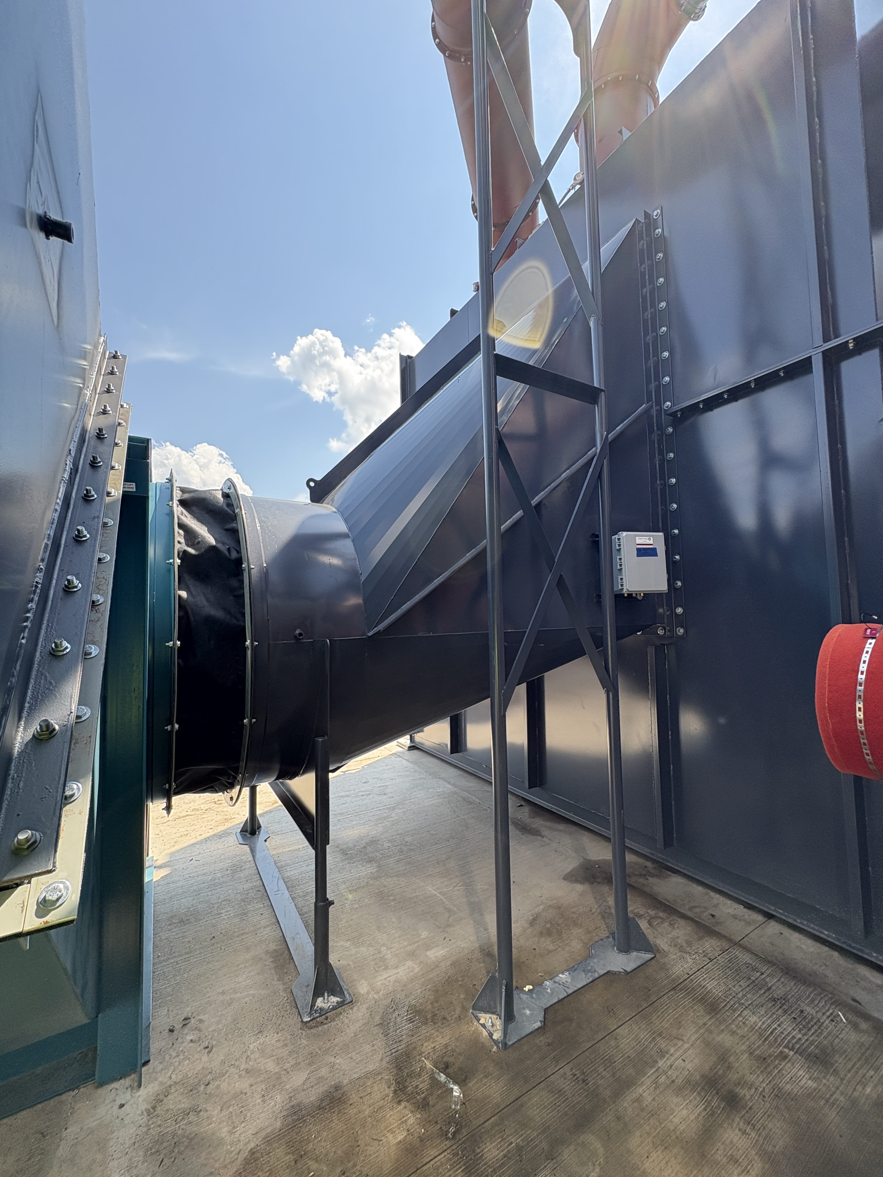 Side view of VOC rotary concentrator ductwork 