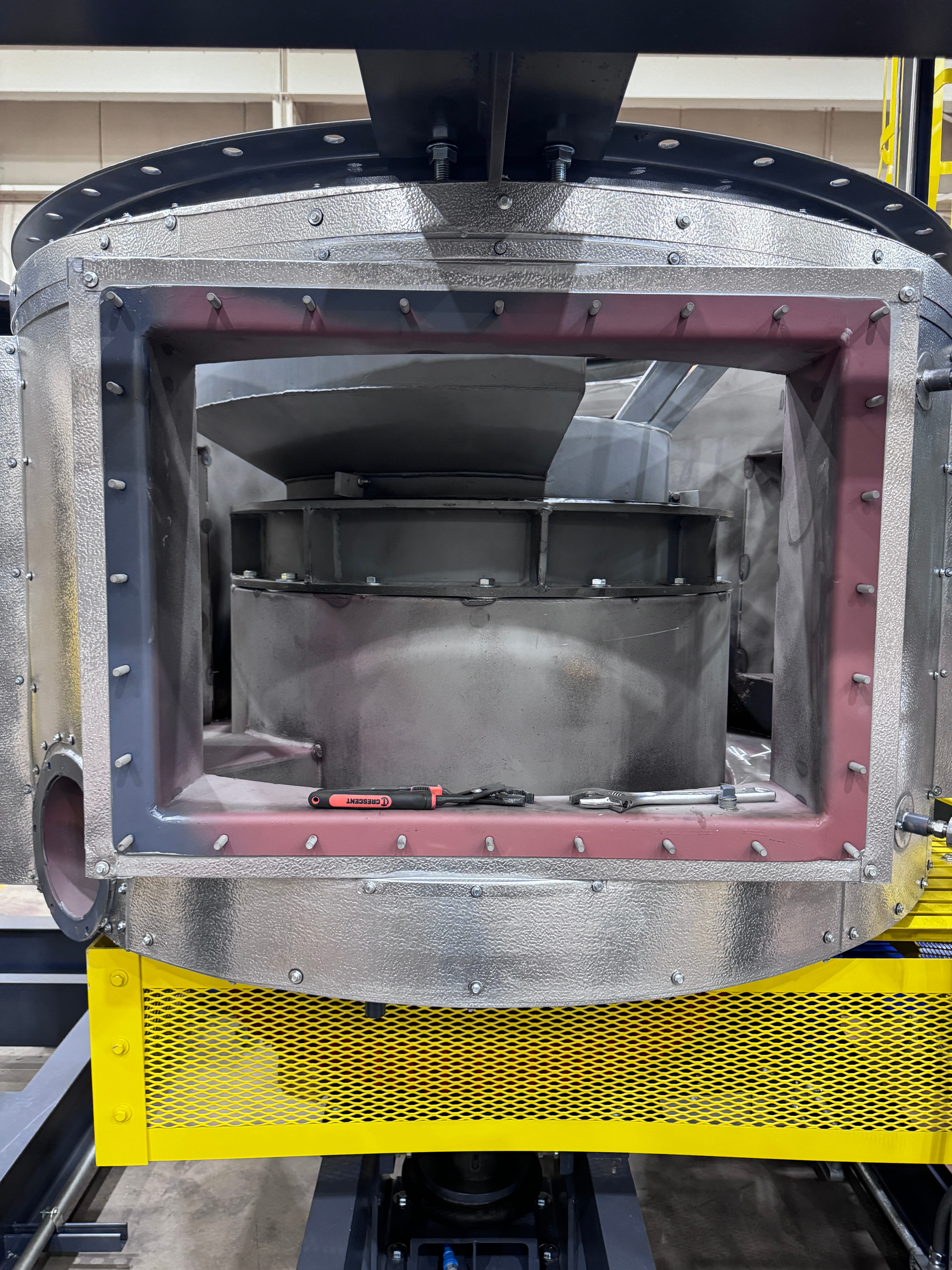 rotary valve in a regenerative thermal oxidizer