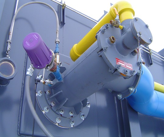 Burner fuel pumped into a combustion chamber