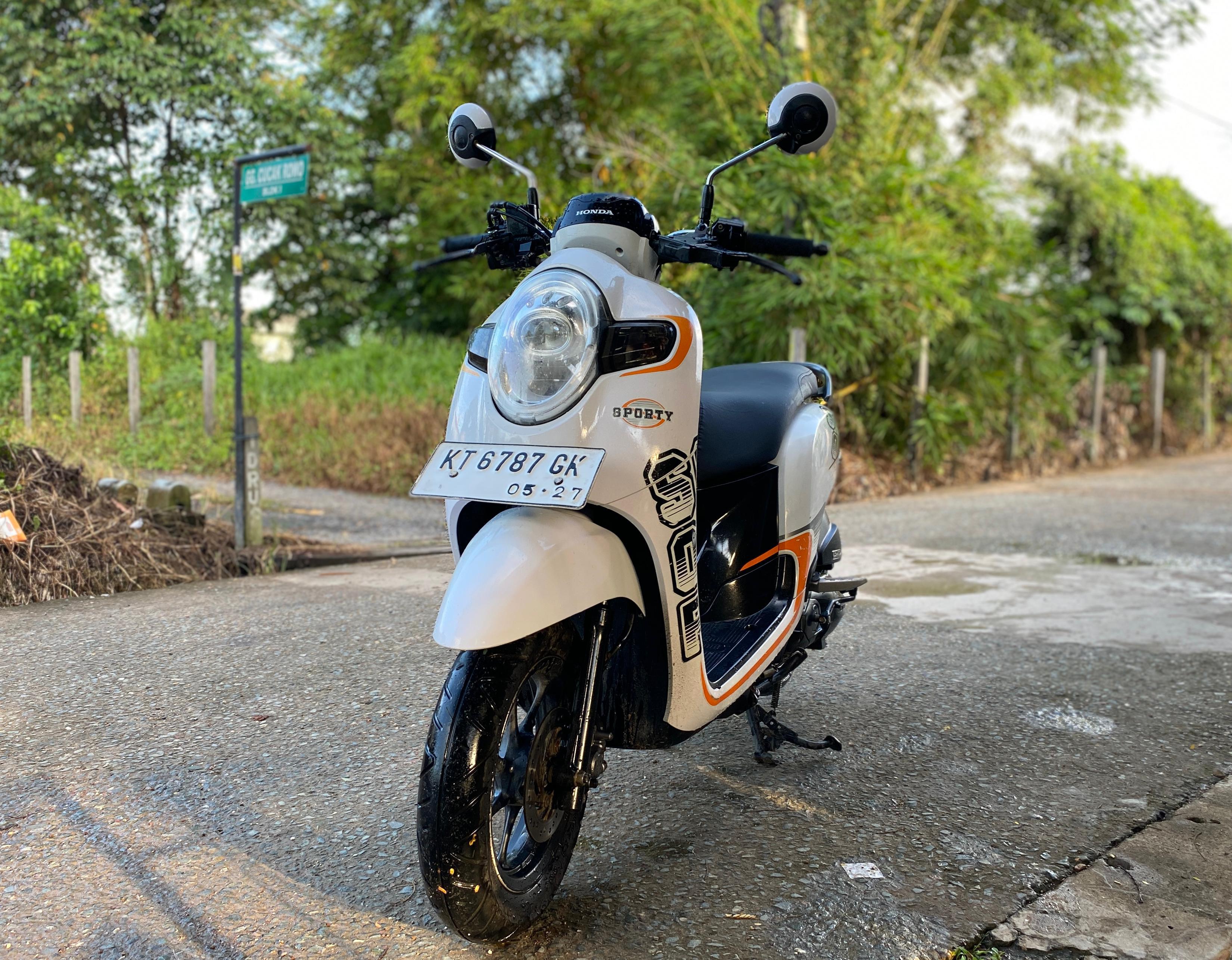 Honda Scoopy (2018)