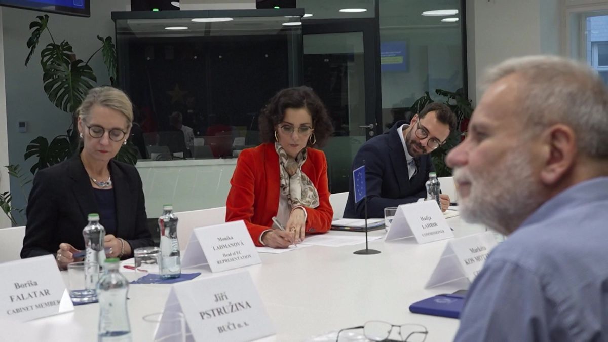 EC Commissioner Lahbib in Prague: Equality Roundtable