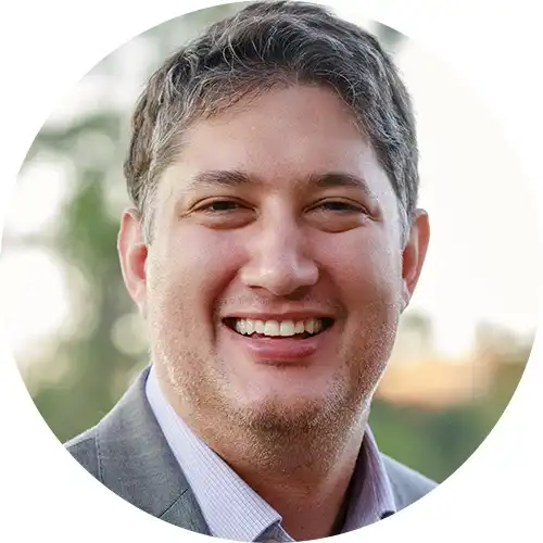 Vascular surgeon Brian Keyashian