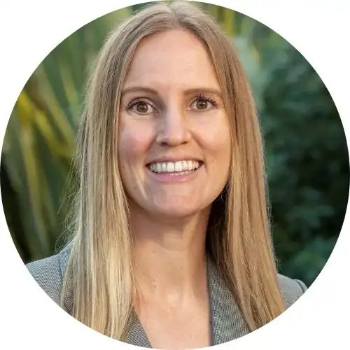Vascular surgeon Jennifer Avise