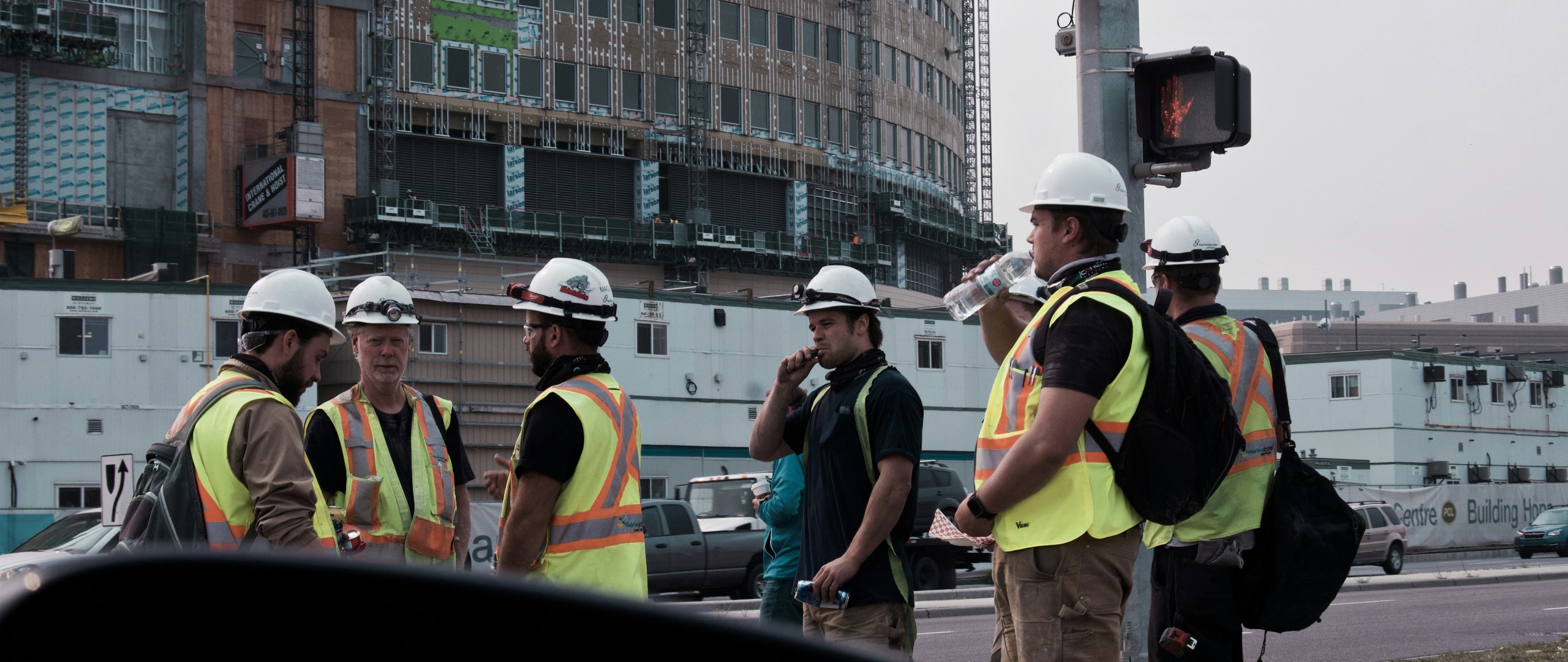 As Texas swelters, local rules requiring water breaks for construction workers will soon be nullified