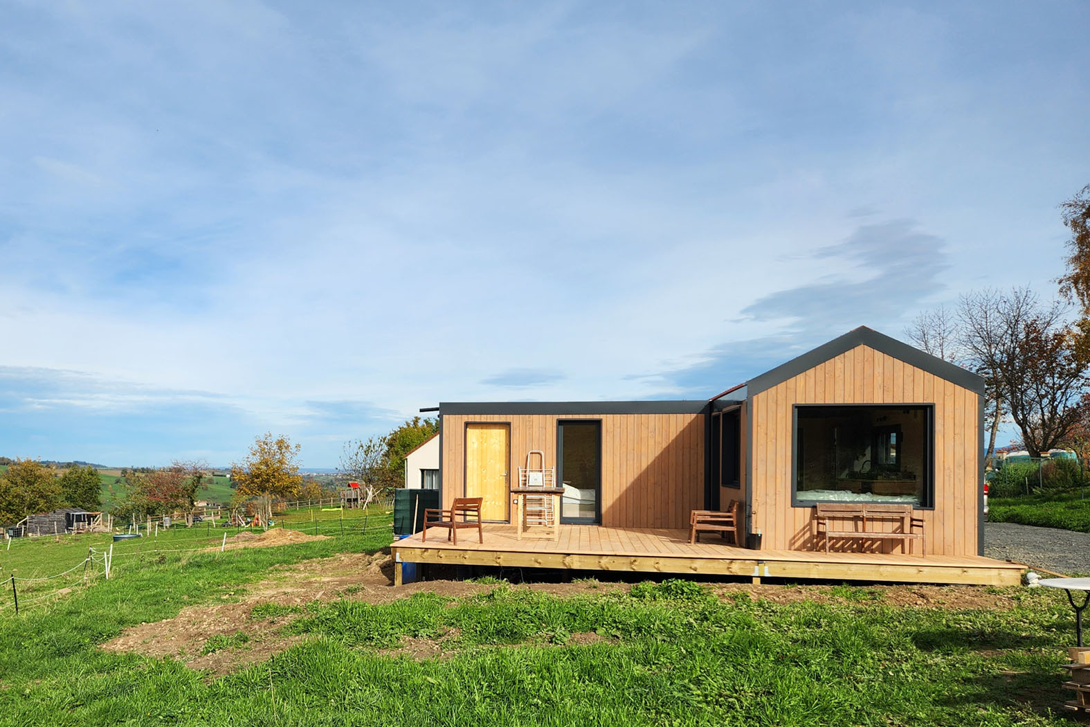 Projet de studio de jardin transportables, livrés en Auvergne entre Thiers et Clermont-Ferrand, conçus sur mesure.