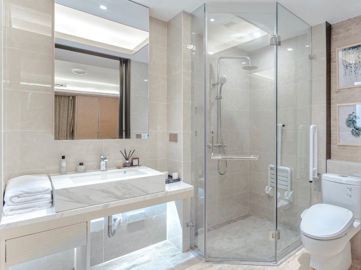 Master Bathroom Remodel: Trending Designs in Arizona 2025