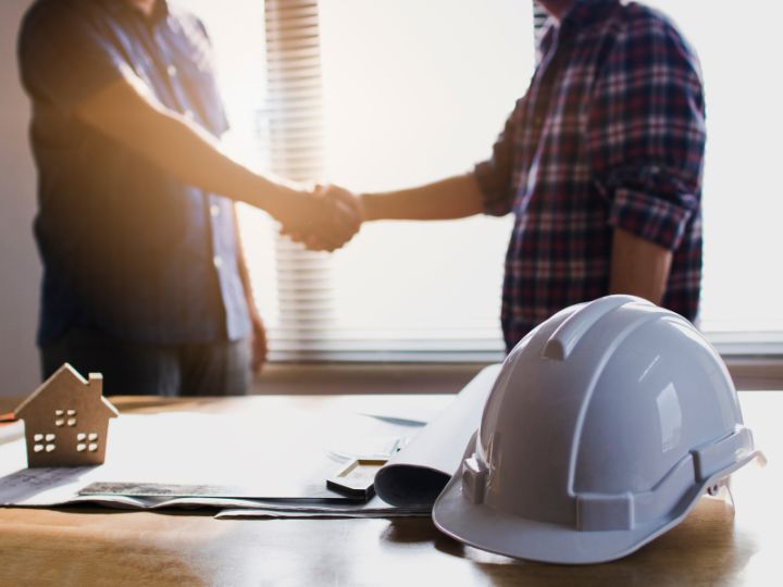 DIY vs. Professional Home Renovation: Cost Analysis for Arizona Homeowners