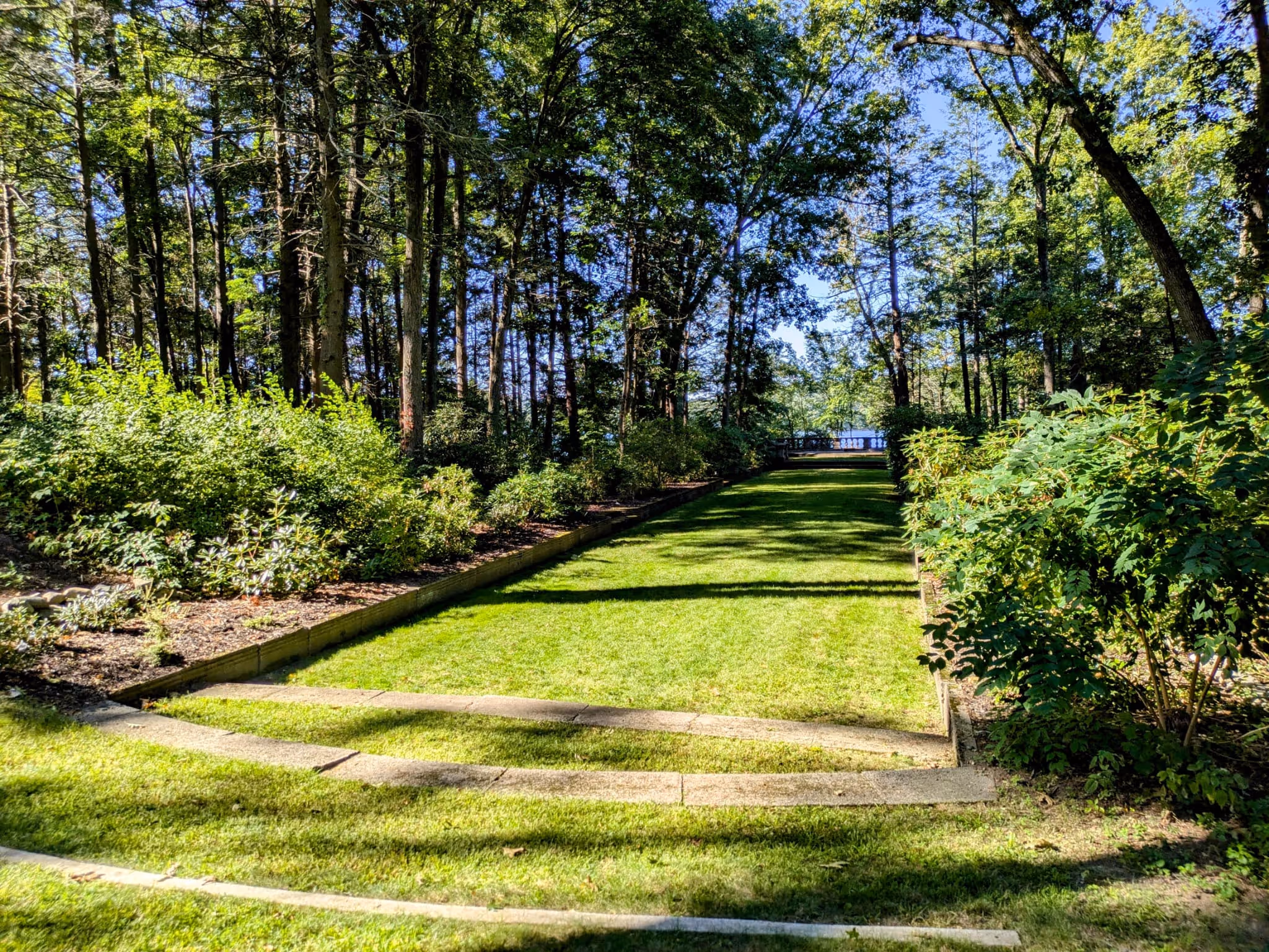 Bowling Green in summer 1