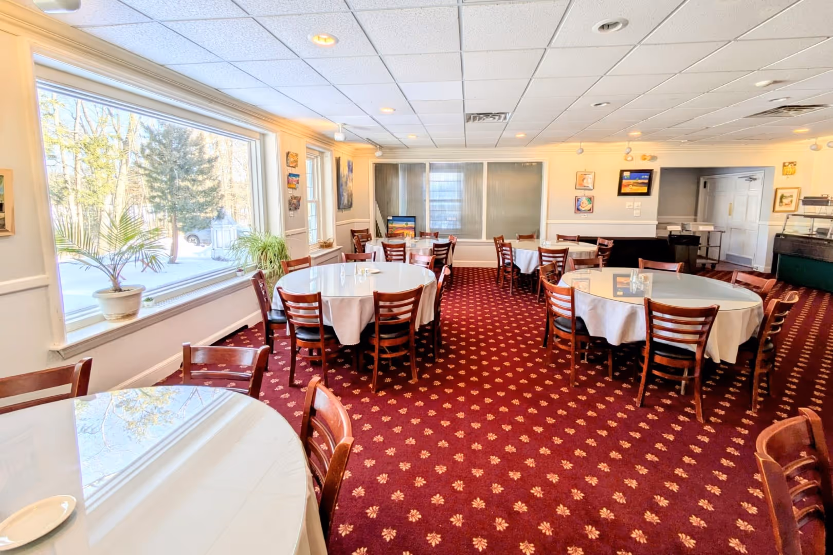 Rolling Ridge Dining Room viewed from the east corner