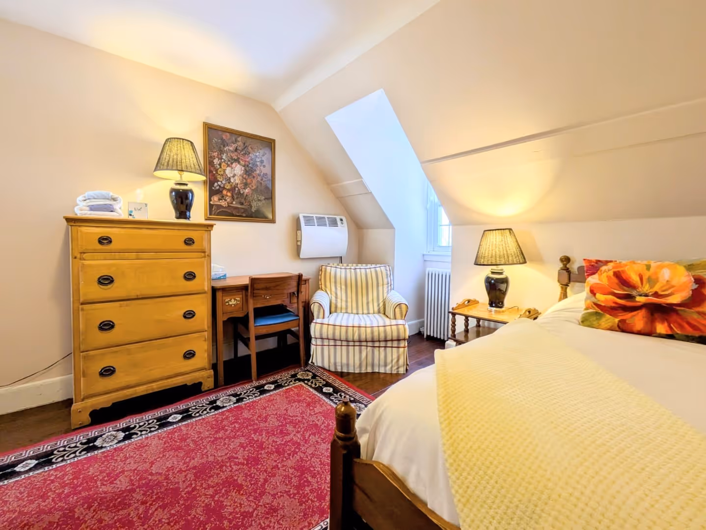 Rolling Ridge MH Room 14 from corner