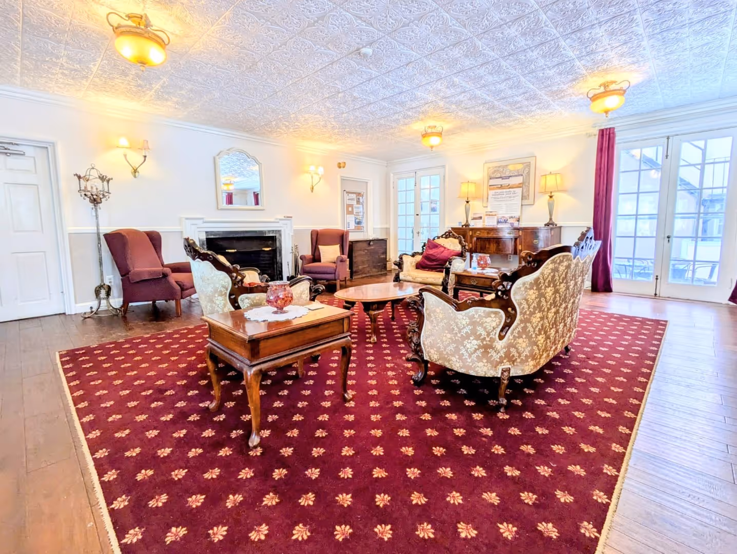 Rolling Ridge Sitting Room from rear corner