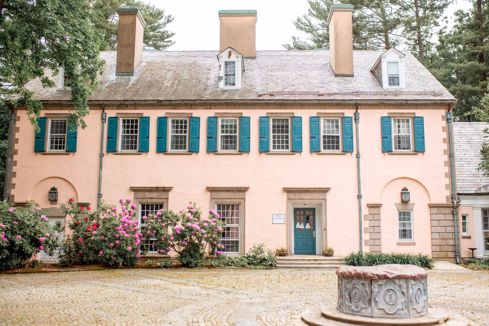 Rolling Ridge Main House from courtyard