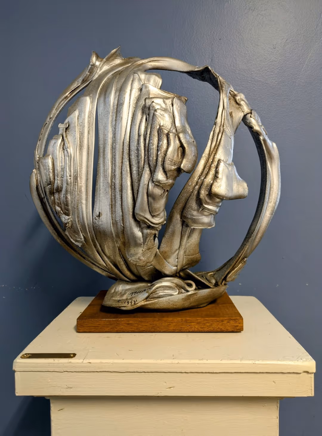 Rolling Ridge Main House Mico Kaufman sculpture