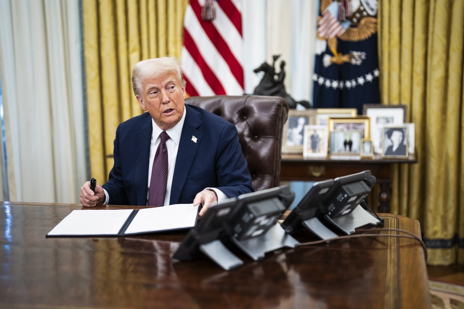 Donald Trump hausse le ton face aux républicains "stupides" qui font gonfler la polémique Epstein