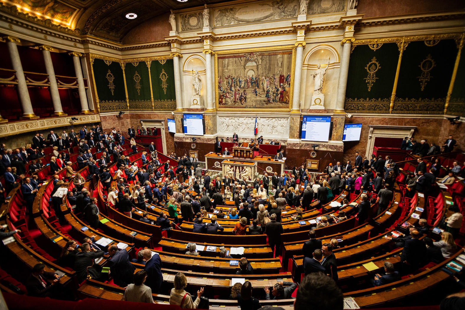 Loi Duplomb : le sénateur Laurent Duplomb dénonce une pétition "instrumentalisée"