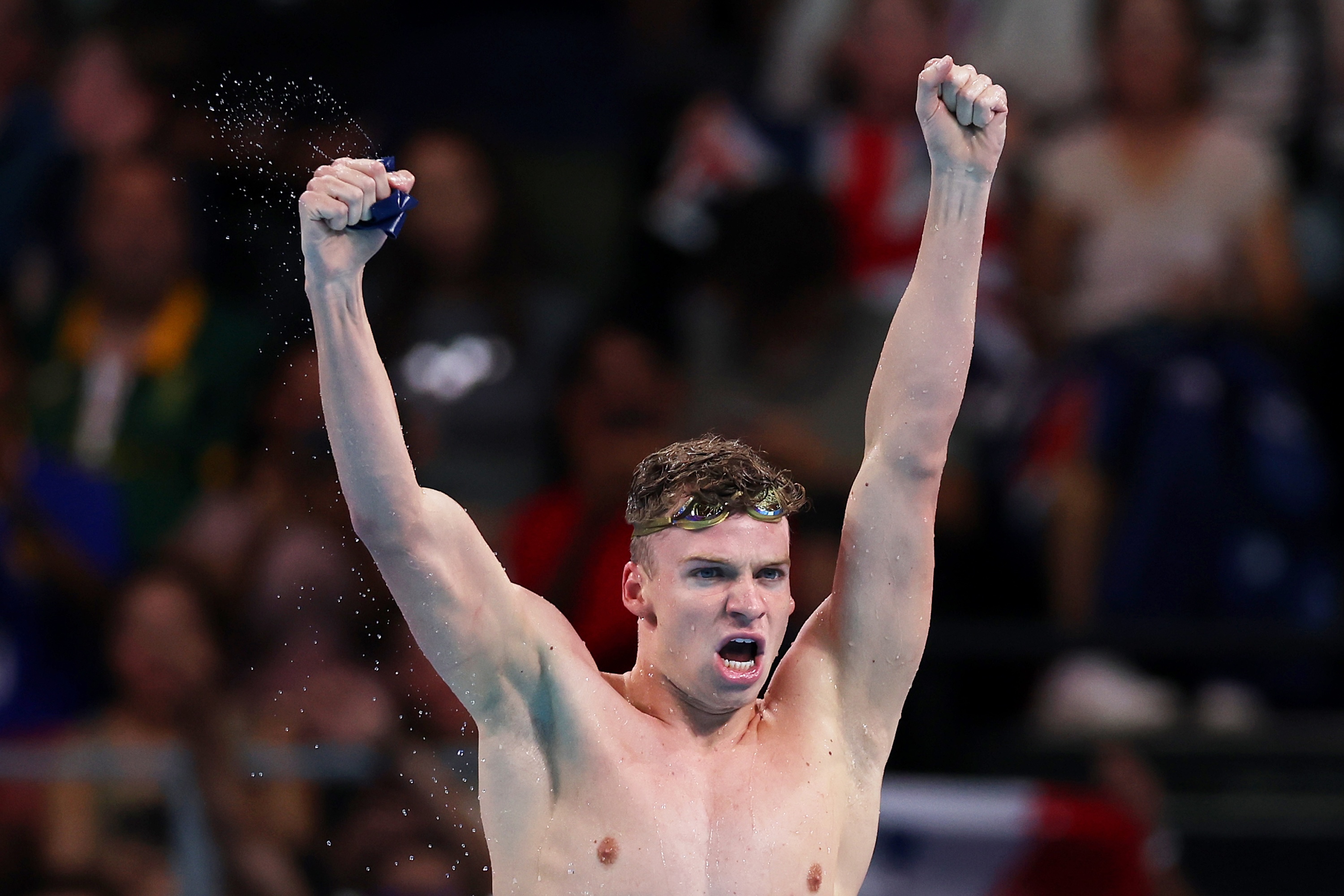 Léon Marchand dit avoir "encore beaucoup à faire", un an après les JO 2024