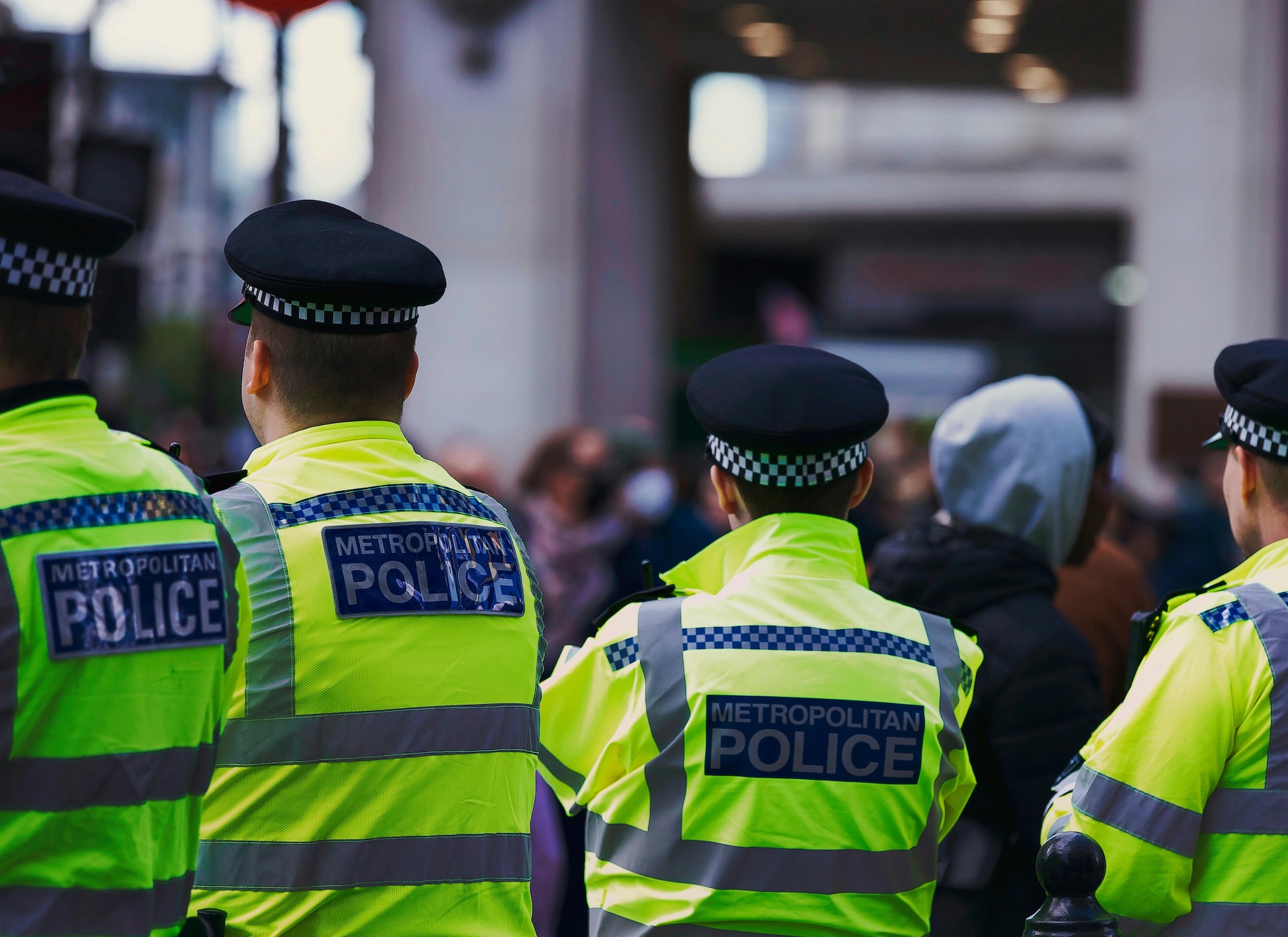 Un homme décède après une chute lors d'un concert d'Oasis à Londres
