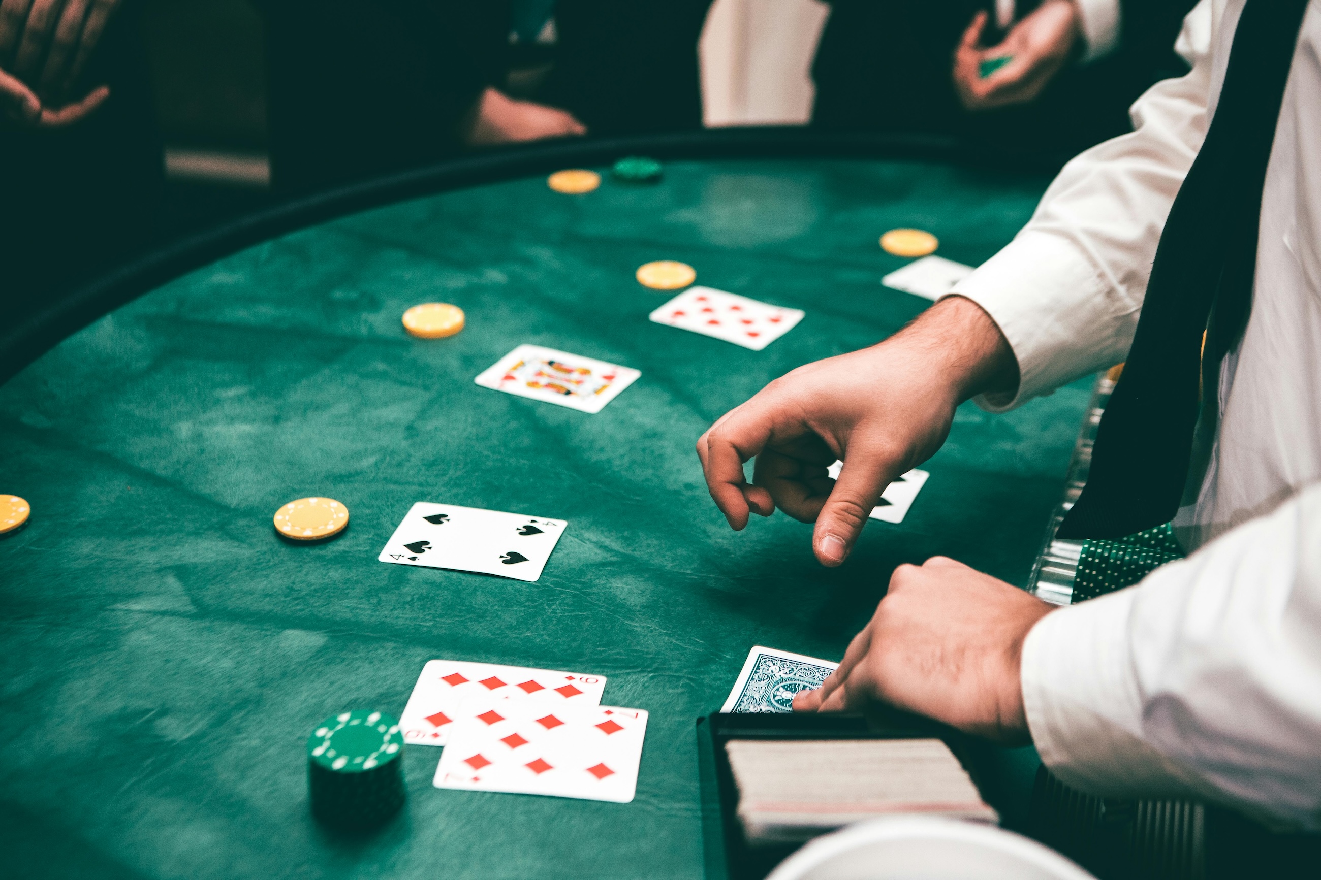 Paris: 15.000 euros volés à un homme à la sortie d'un club de jeux, enquête ouverte