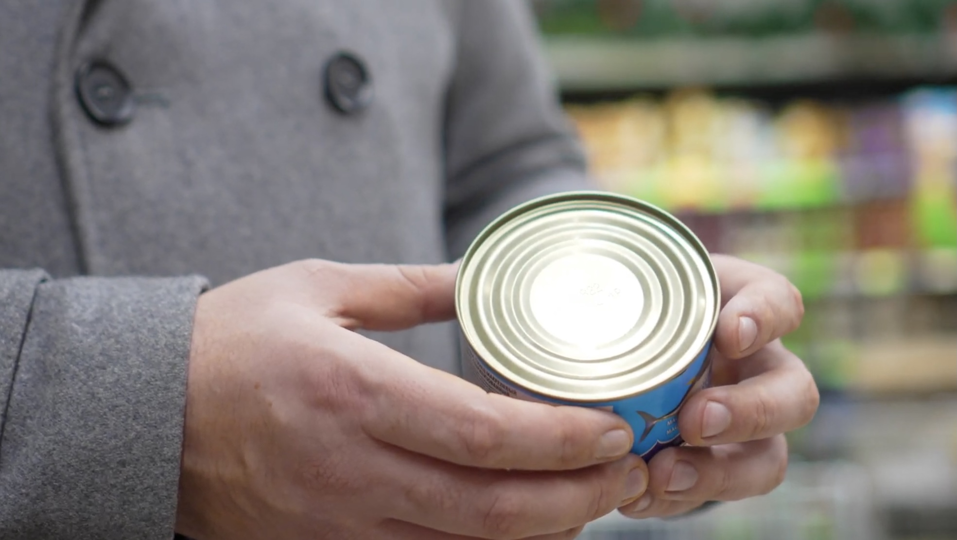 Cantines scolaires : huit mairies suppriment temporairement le thon des menus