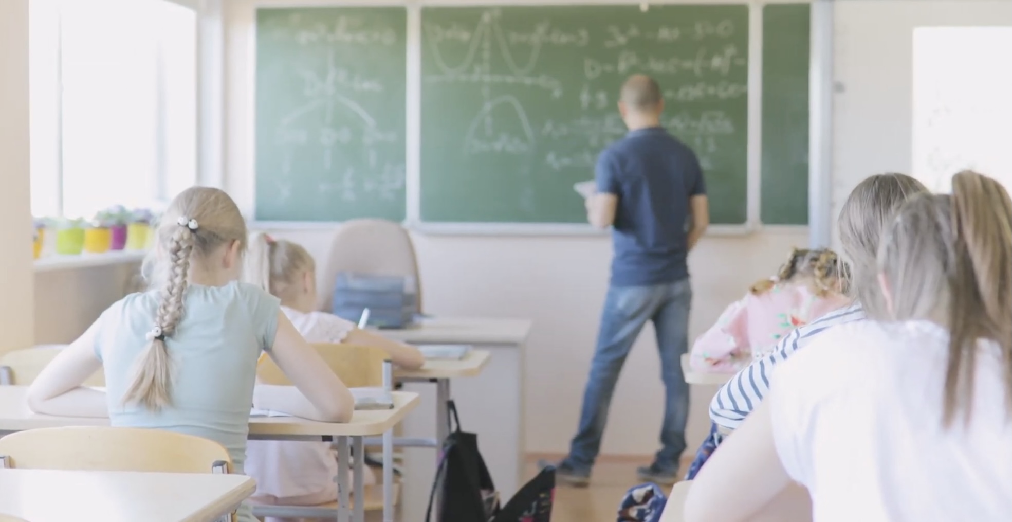 Rentrée scolaire : combien manque-t-il de professeurs cette année ?