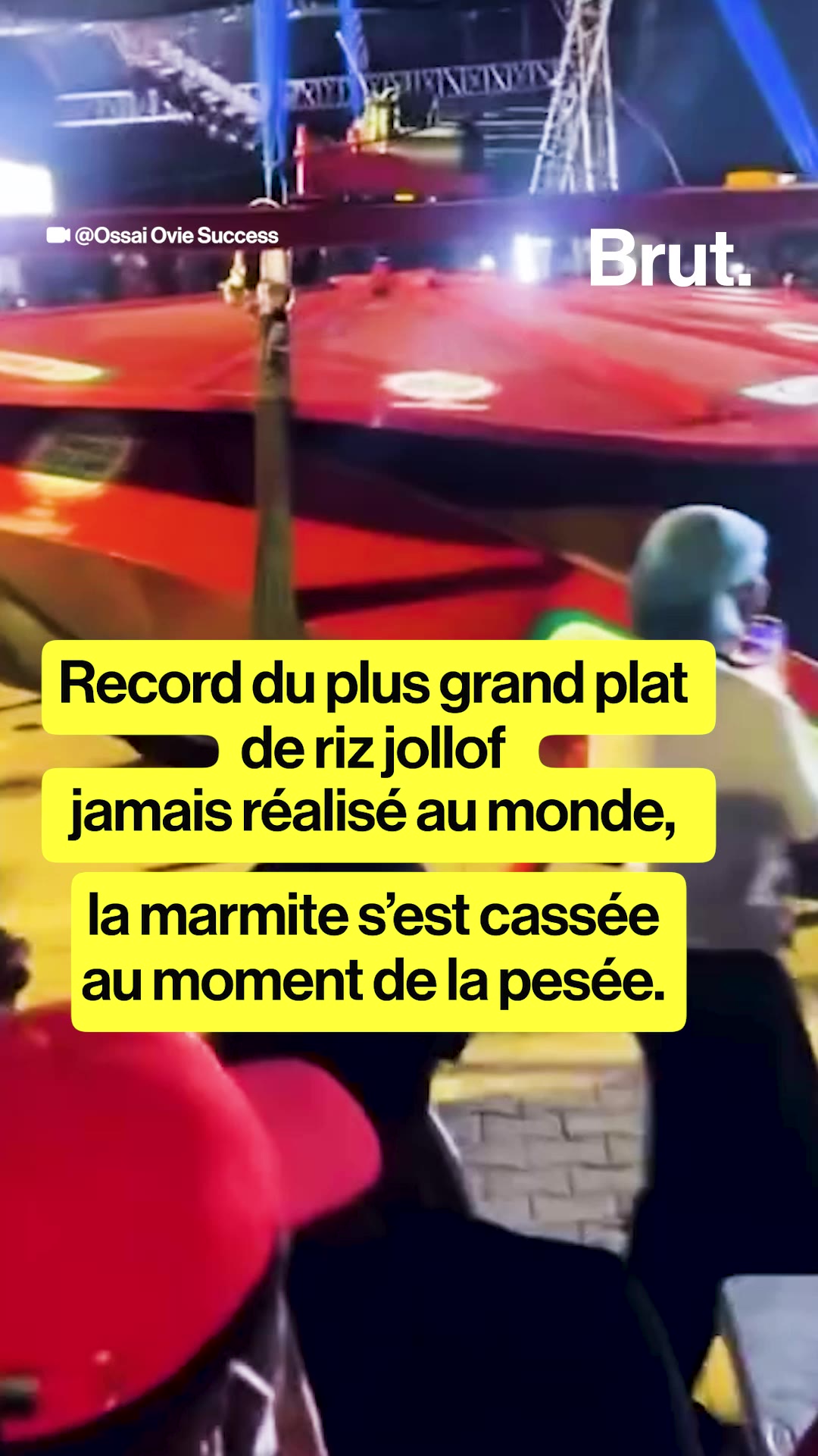 Hilda Baci a cuisiné le plus grand plat de jollof rice au monde.