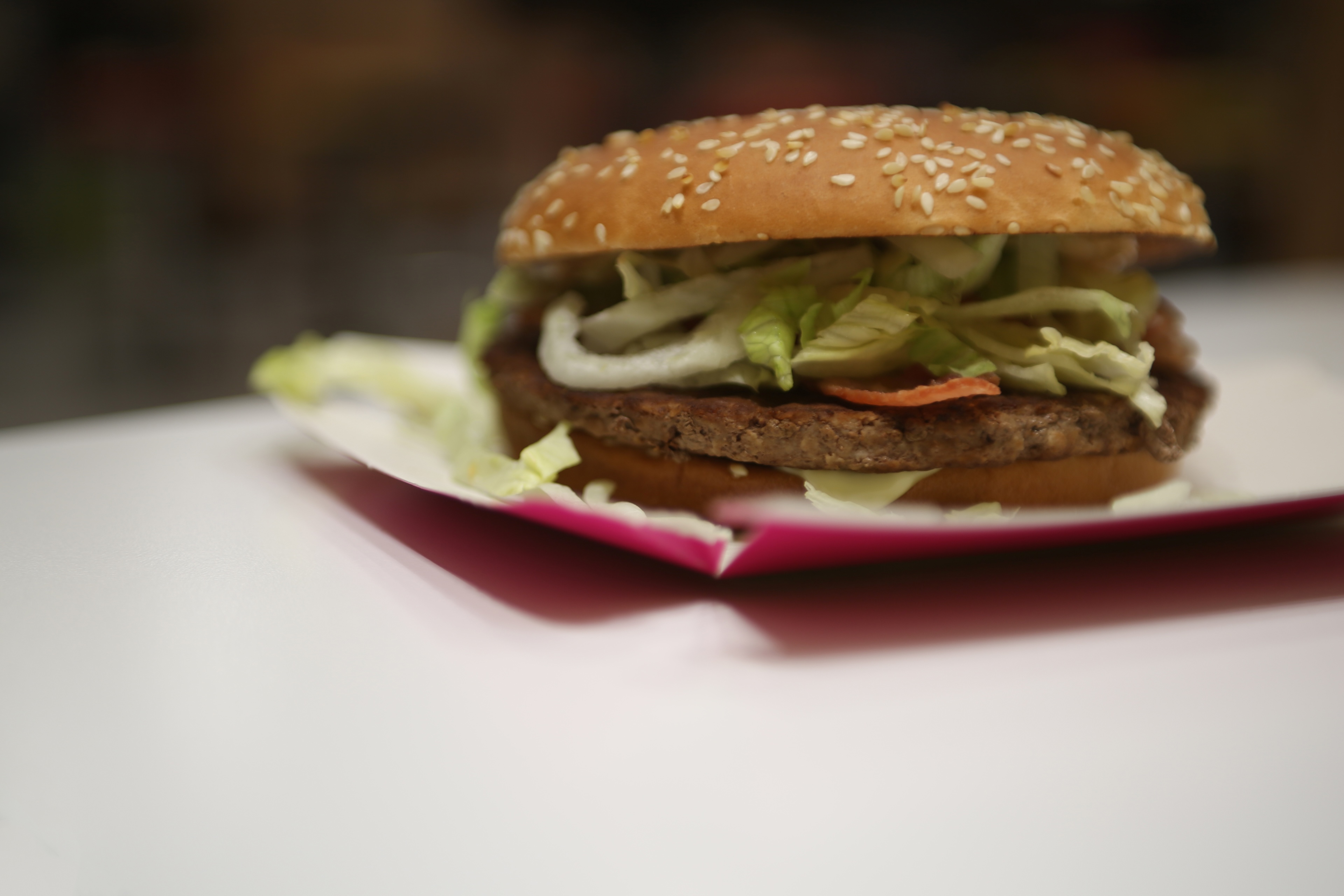 Intoxications et "odeurs nauséabondes": un Burger King fermé en Franche-Comté