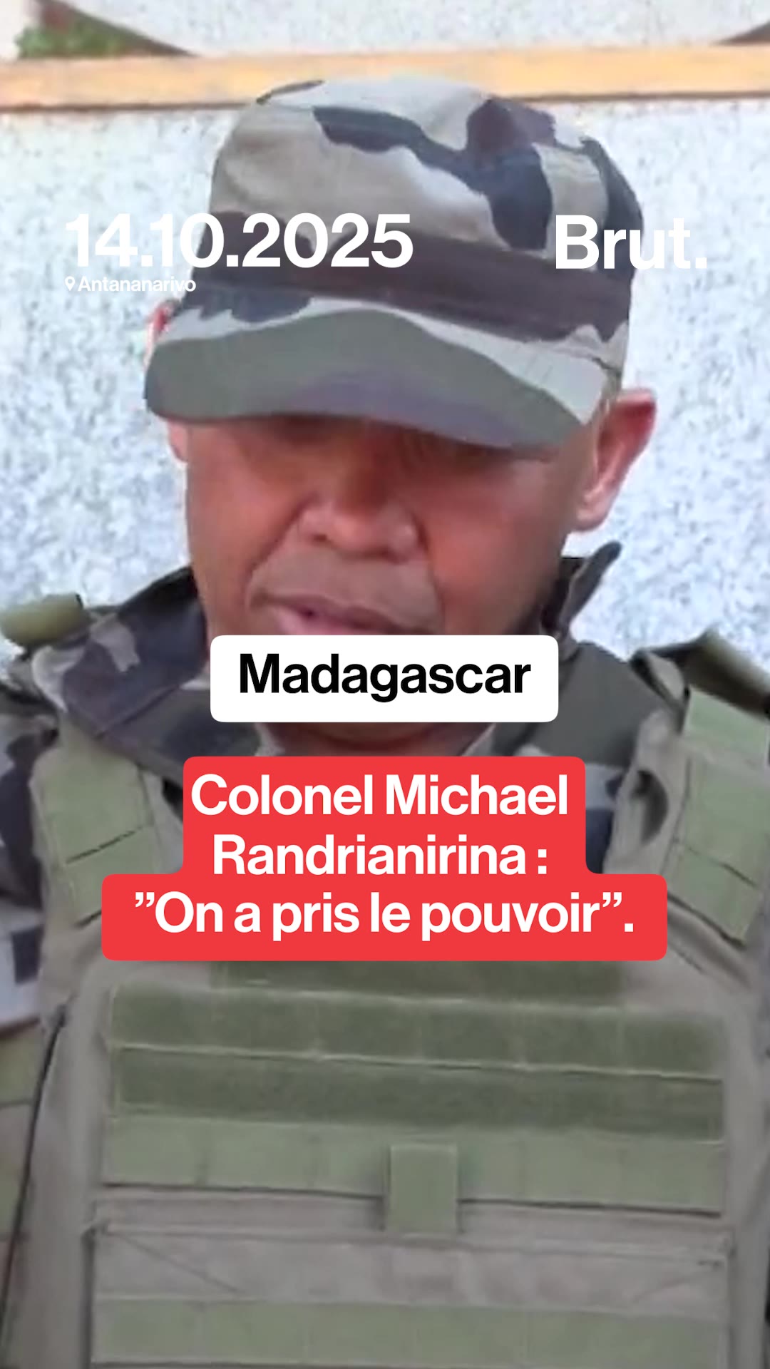 la-declaration-du-colonel-michael-randrianirina-devant-le-palais-presidentiel
