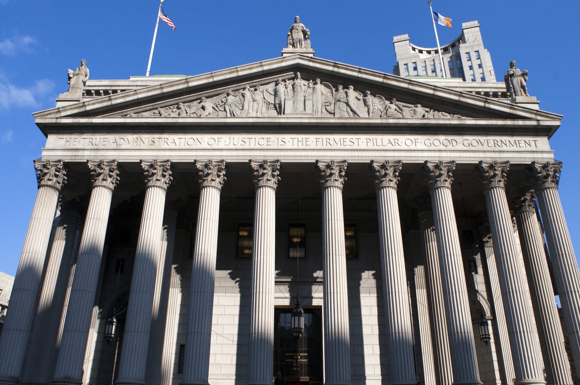 Etats-Unis : la Cour suprême se montre sceptique face aux droits de douane de Donald Trump