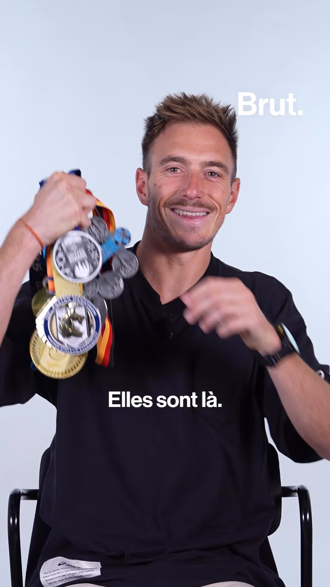 il-a-battu-un-record-du-monde-courir-les-sept-marathons-majeurs-en-une-annee-et-en-moins-de-2h30-de-moyenne