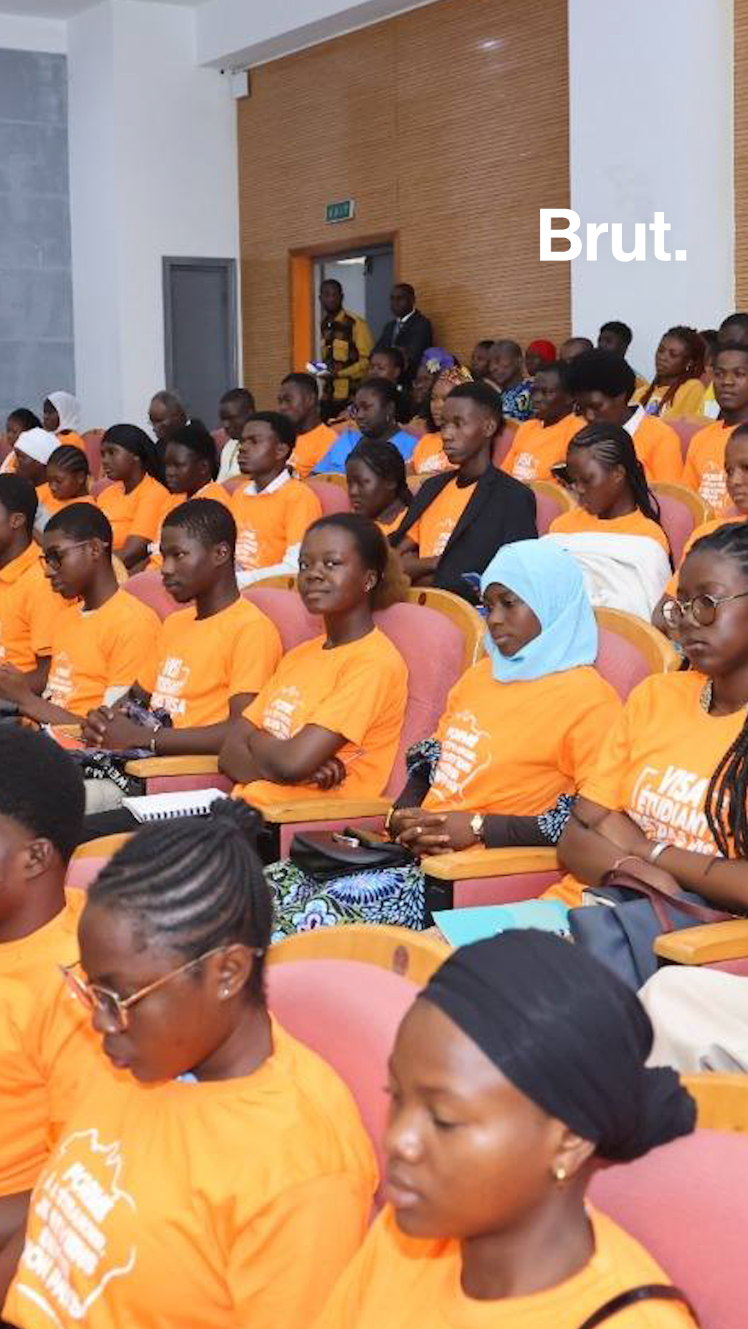 cote-d-ivoire-les-etudiants-incites-a-rentrer-apres-leurs-etudes-a-l-etranger