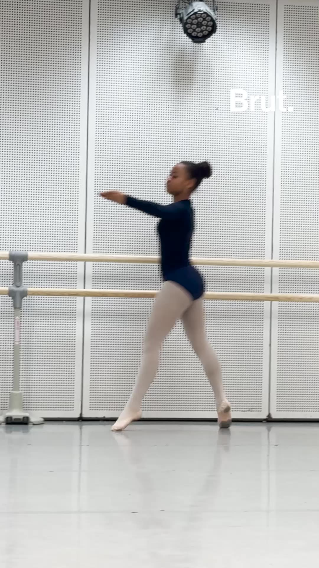 Ma vie d'ado — Sunshine, 14 ans, une vie pour la danse