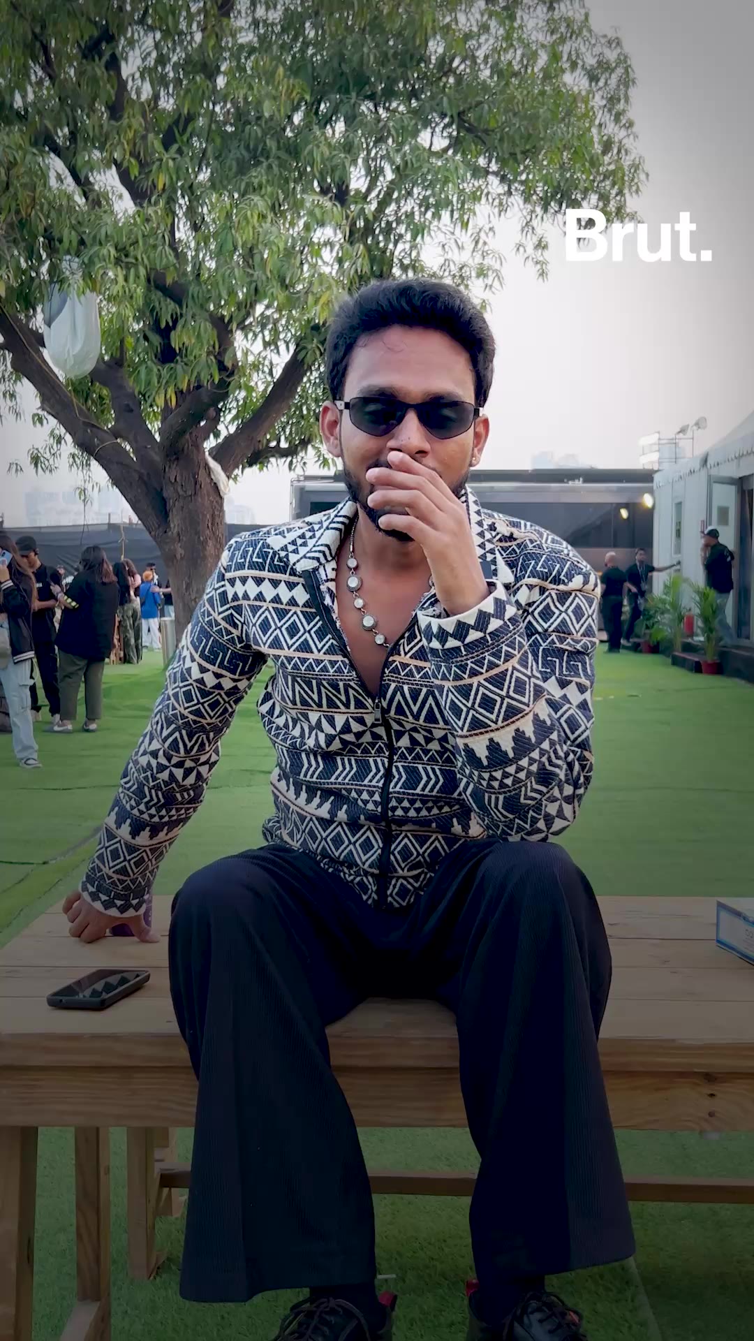 brut-off-stage-with-sagvekar-shreyas