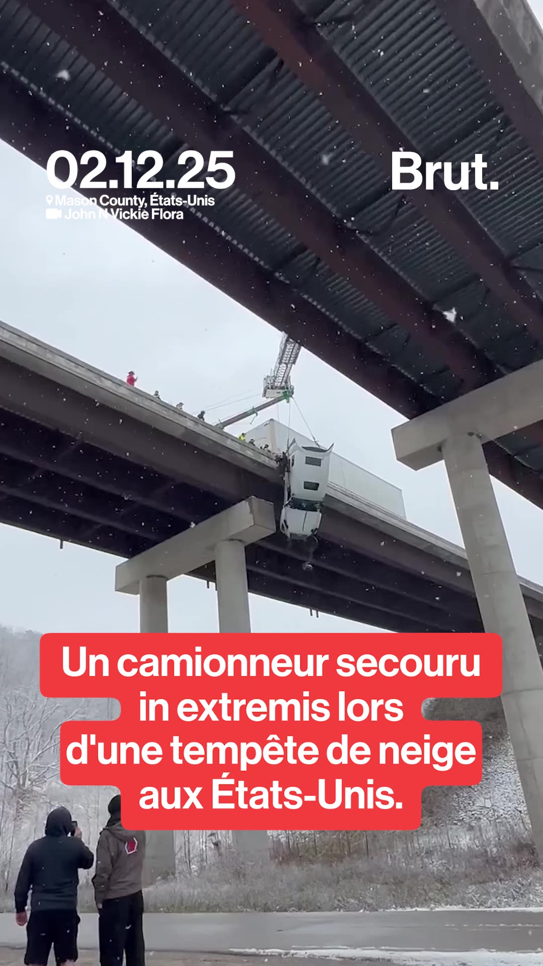 Un camionneur sauvé in extremis lors d'une tempête de neige aux États-Unis