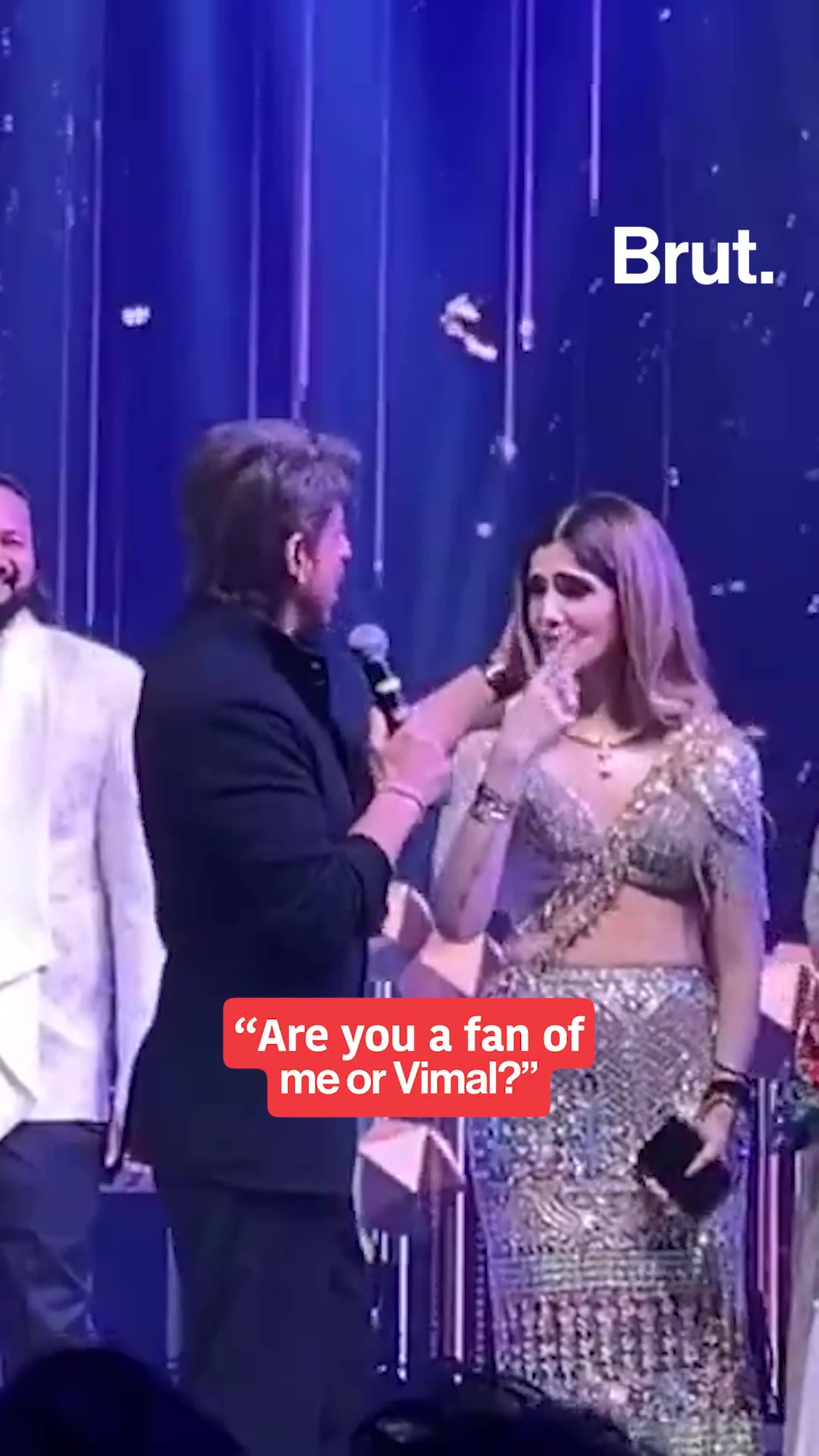 SRK responds to bride's "Zubaan Kesari" request