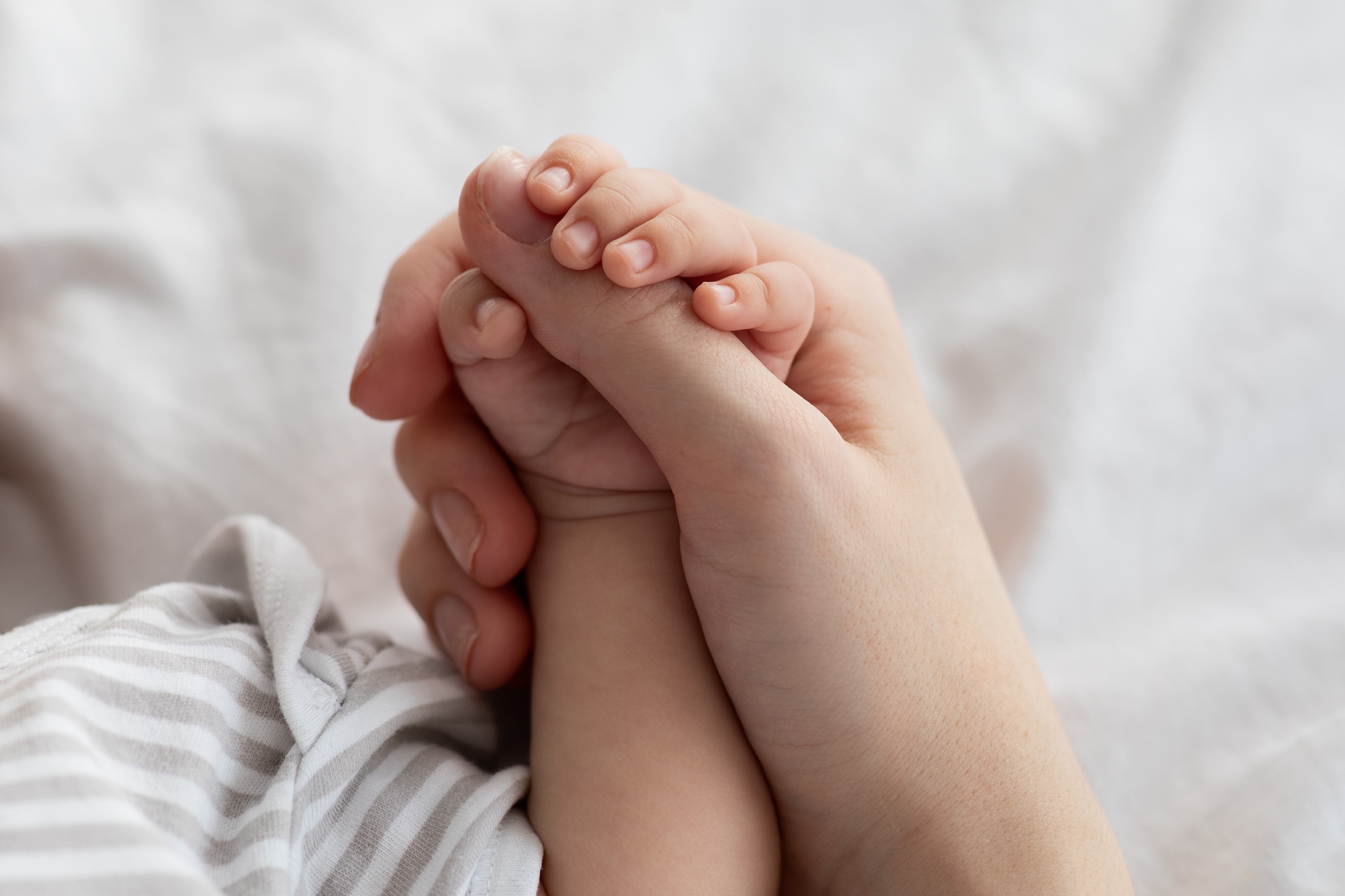 Congé de naissance : tous les parents d'un bébé né à partir de janvier 2026 pourront en bénéficier
