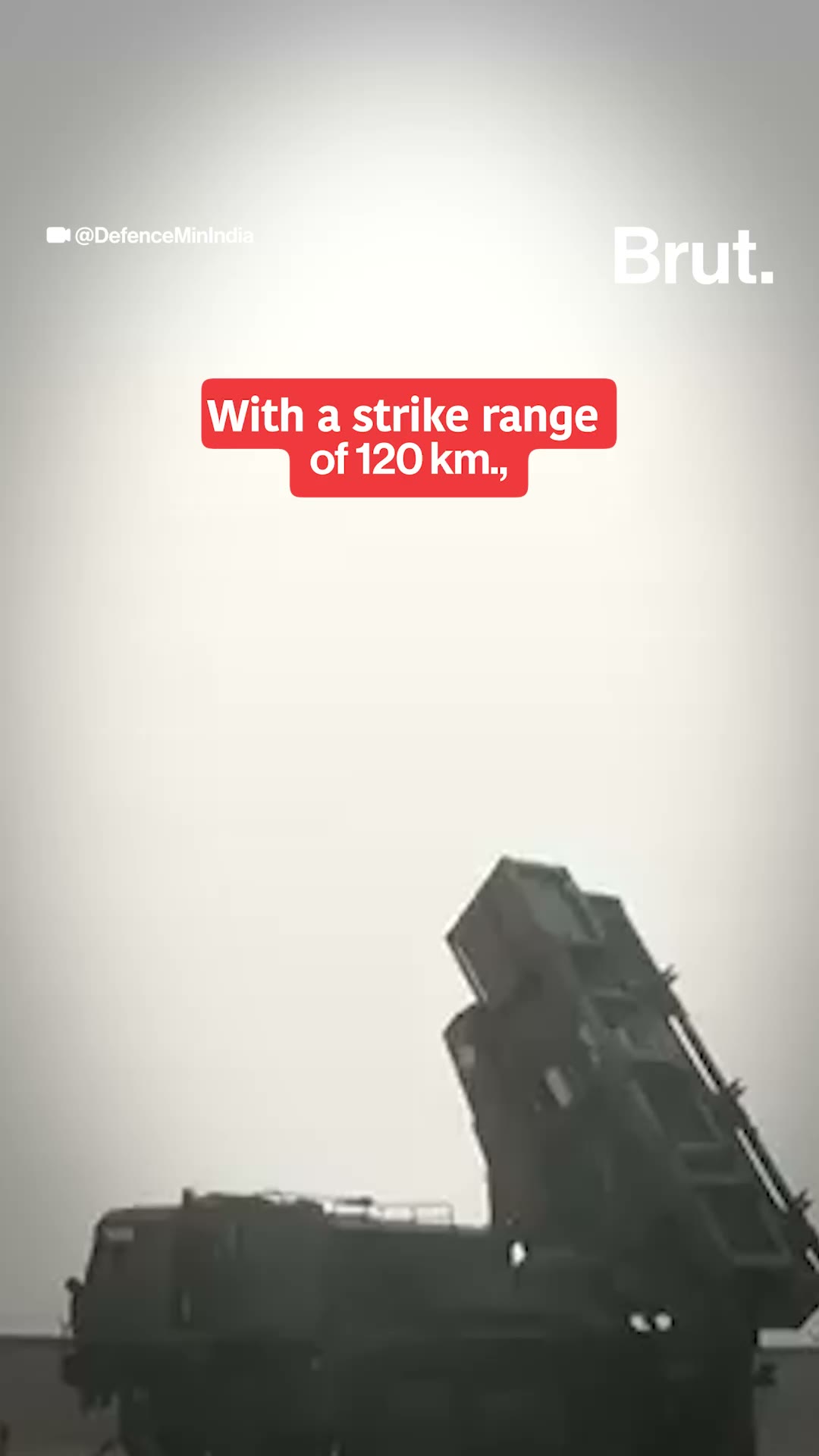 india-successfully-launches-120-km-range-pinaka-rocket-in-odisha-s-chandipur