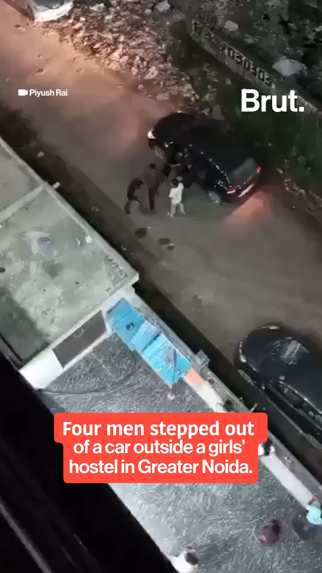 men-vandalise-car-outside-girls-hostel