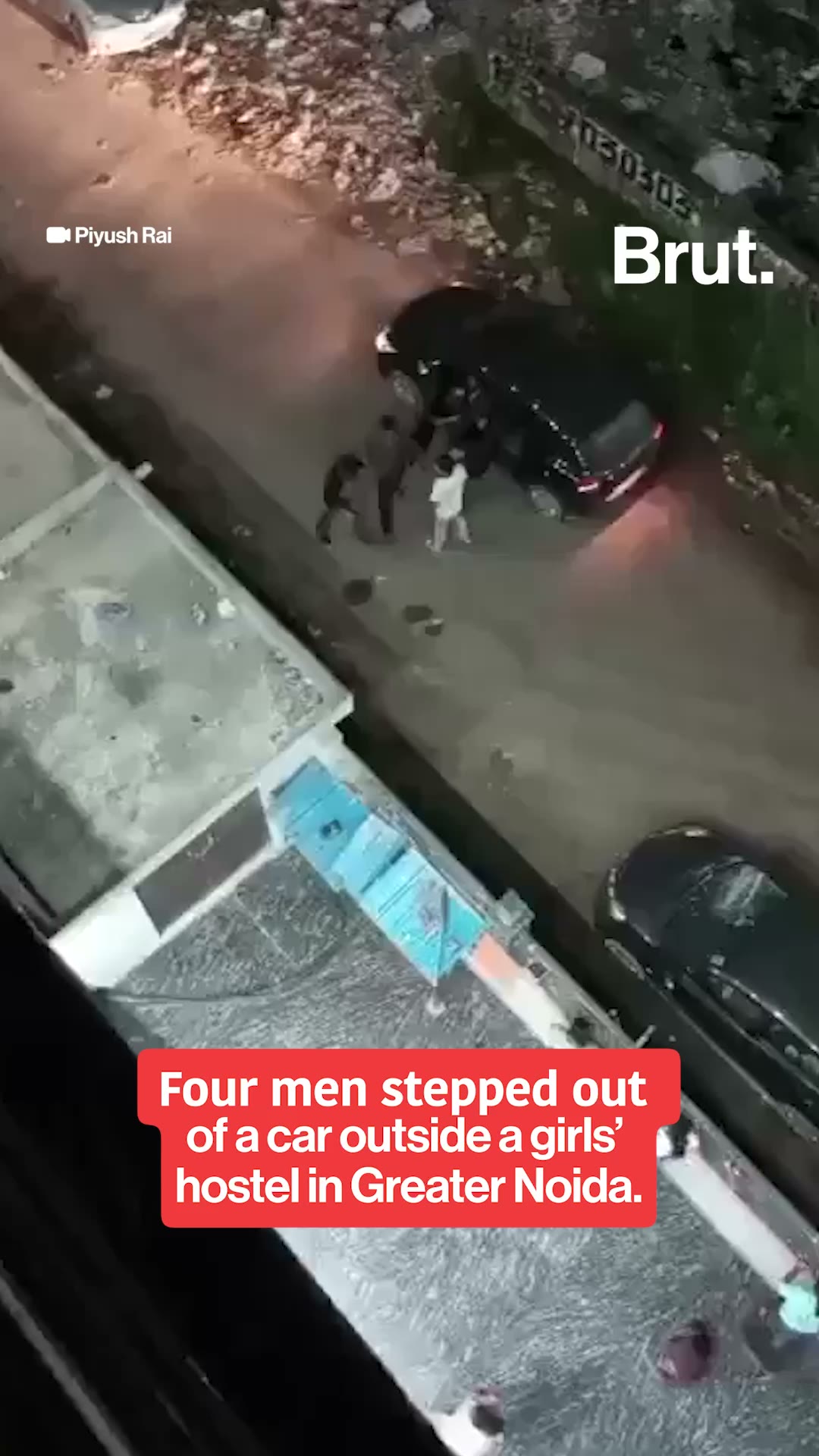 Men vandalise car outside girls hostel