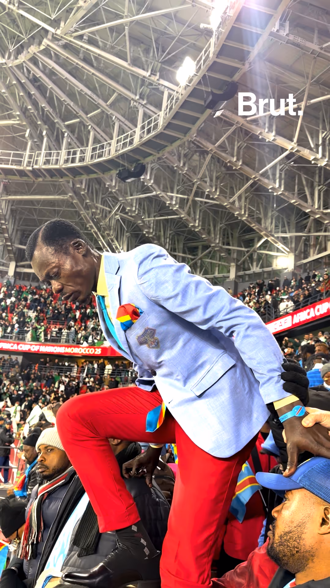 mohamed-amoura-s-excuse-apres-un-geste-polemique-envers-la-statue-de-lumumba