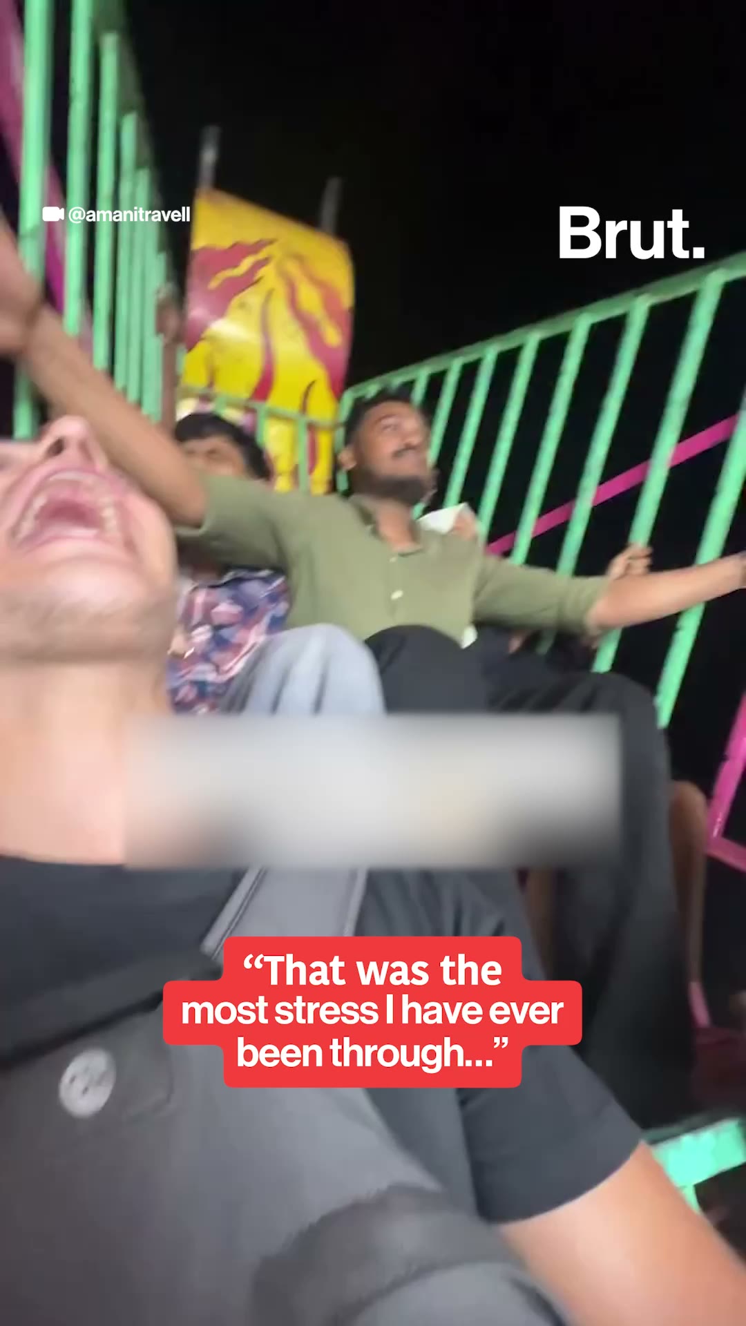 uk-vlogger-takes-fairground-ride-in-india
