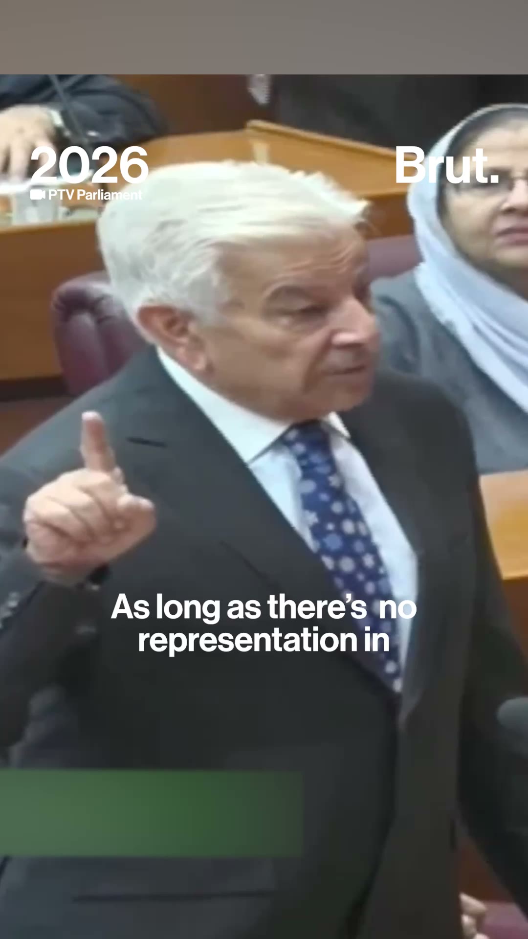 pakistani-defence-minister-crying