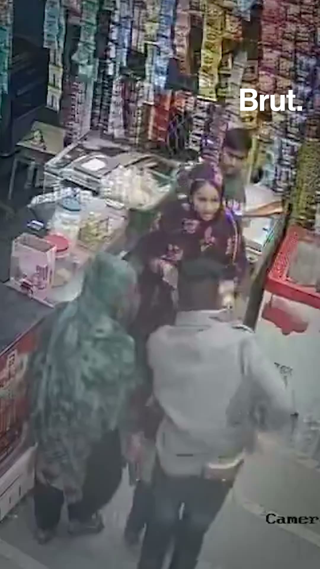 cctv-captured-a-stabbing-attack-on-a-woman