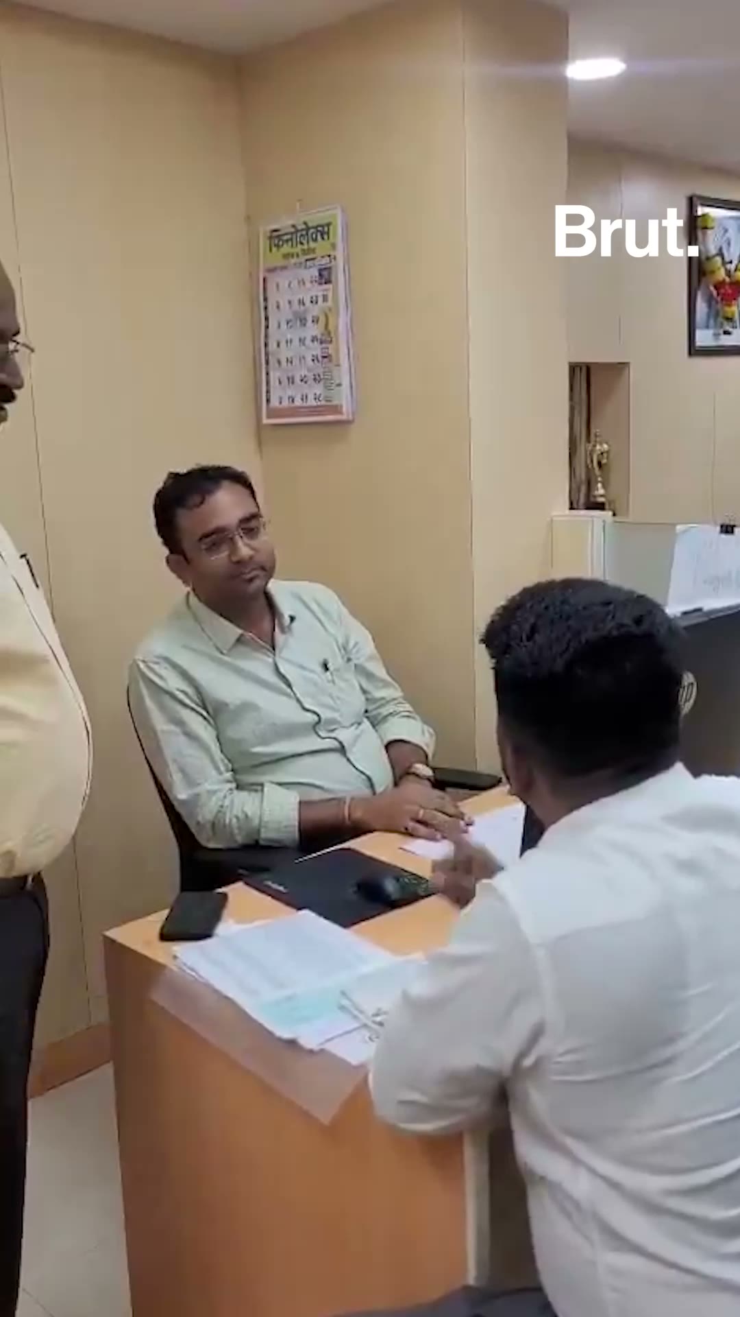 MNS leader clashes with bank employee